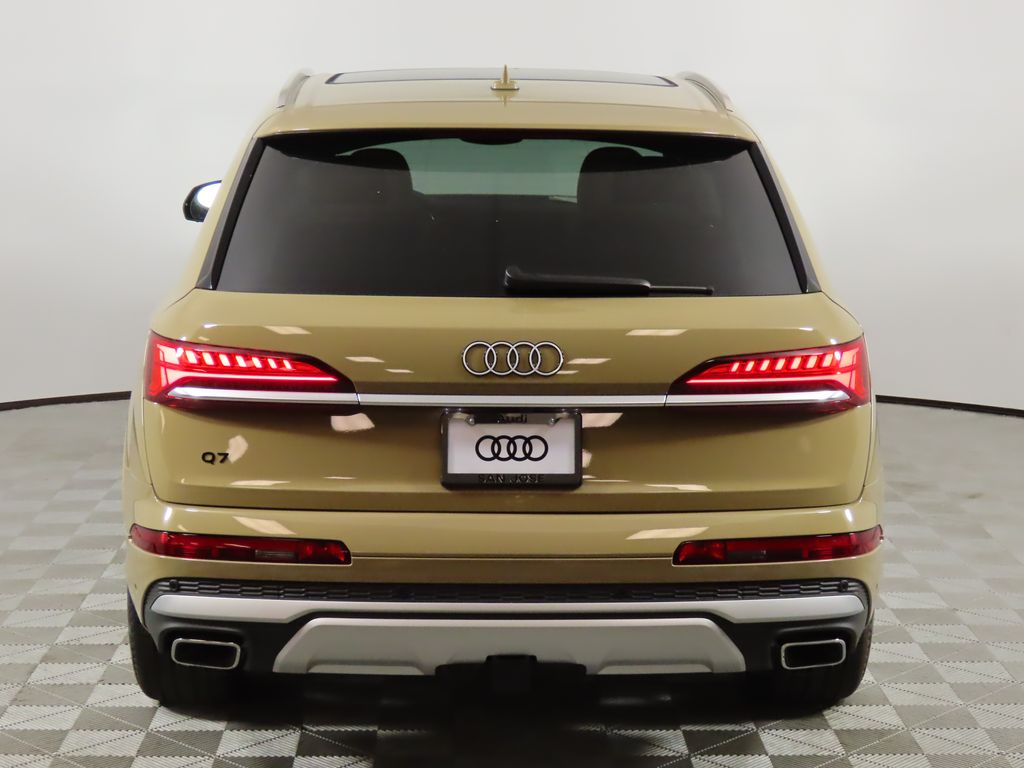 2025 Audi Q7  4