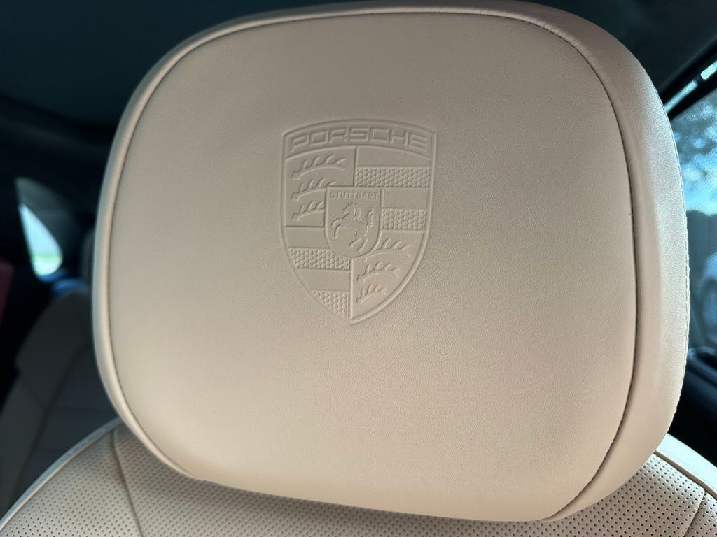 2025 Porsche Cayenne GTS 15