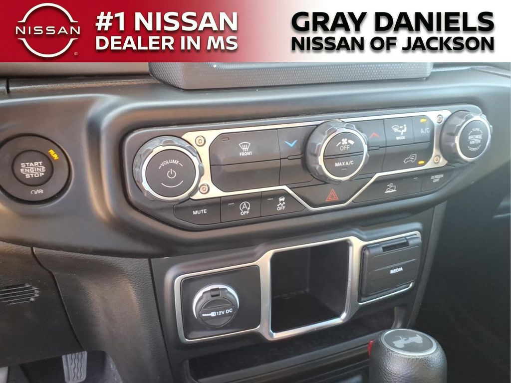 Used 2022 Jeep Wrangler SUV