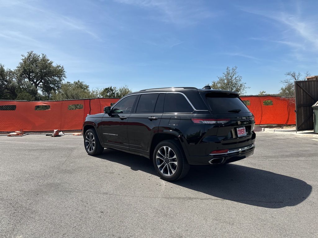 Used Car 2023 Jeep Grand Cherokee  Overland For Sale Under $40,000 In Austin, Texas