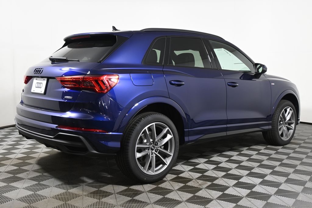 Thumbnail: 2025 Audi Q3 - 7