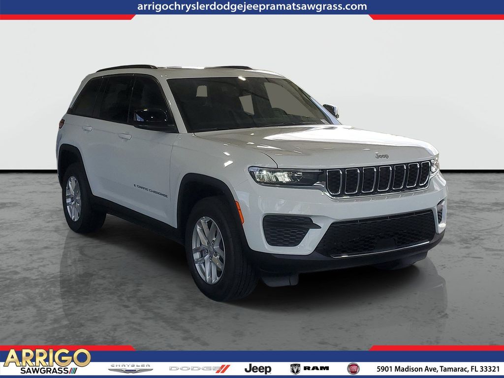 2026 Jeep Grand Cherokee Laredo X