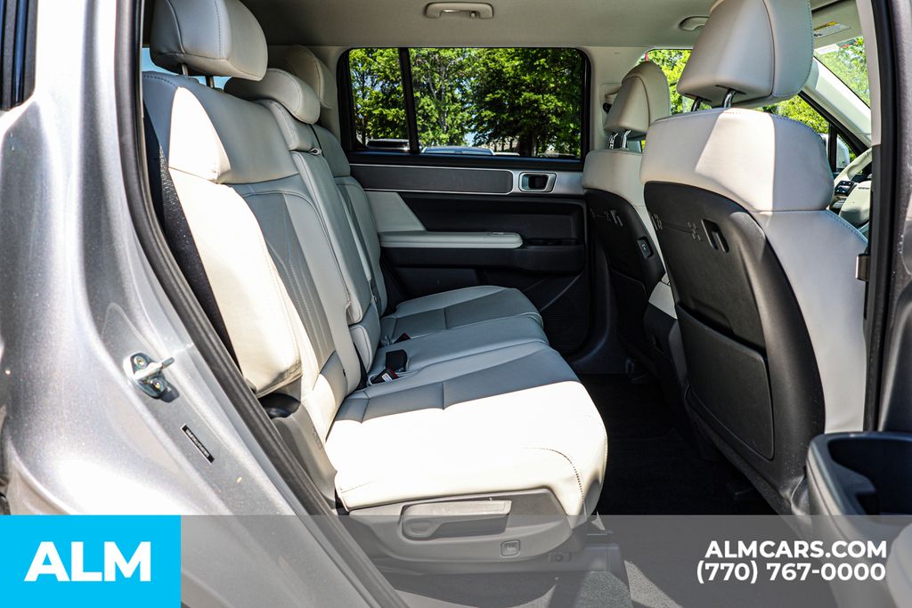 Used 2026 Silver Hyundai SEL image 23
