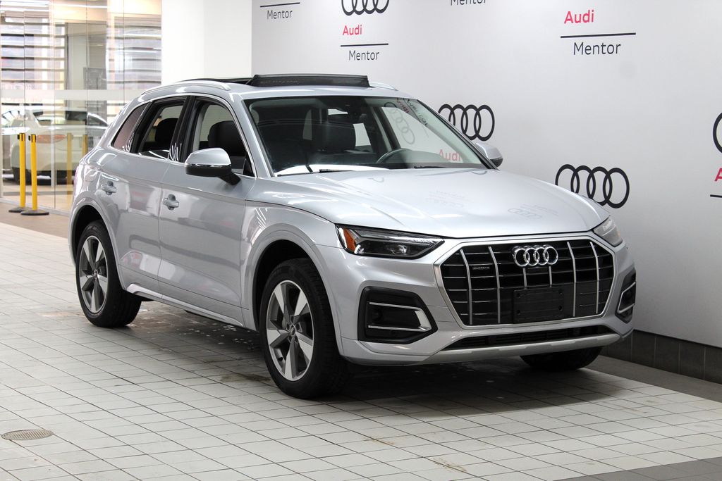 Thumbnail: 2022 Audi Q5 - 8