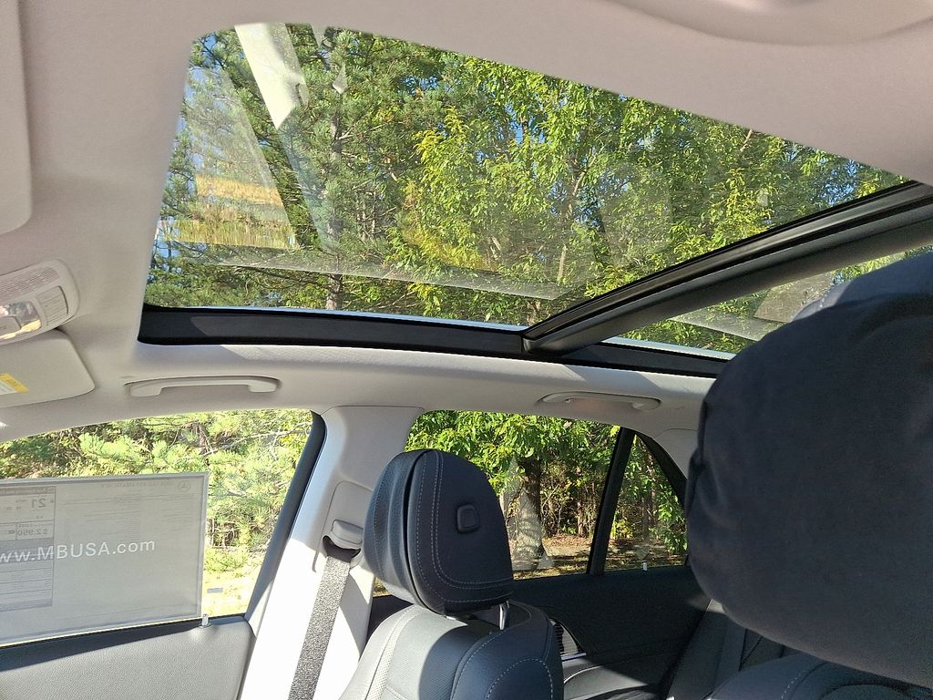 Thumbnail: 2026 Mercedes-Benz GLE - 11