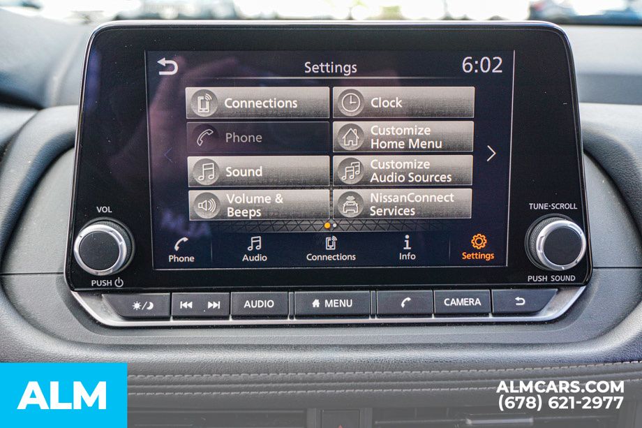 Used 2025 Blue Nissan SV image 34