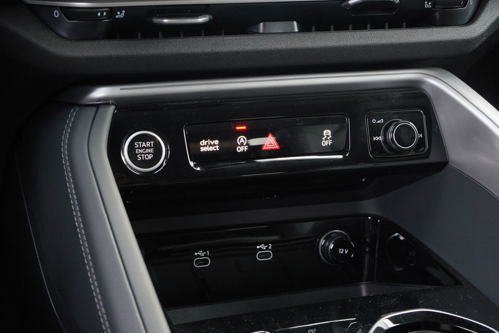 Thumbnail: 2026 Audi Q5 - 28