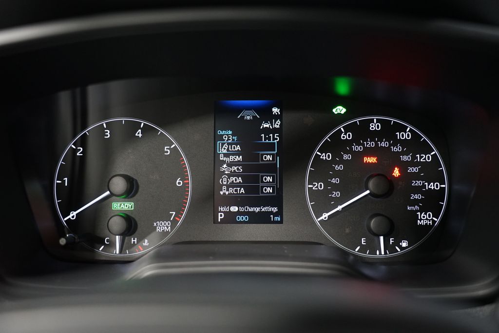 2025 Toyota Corolla LE 15