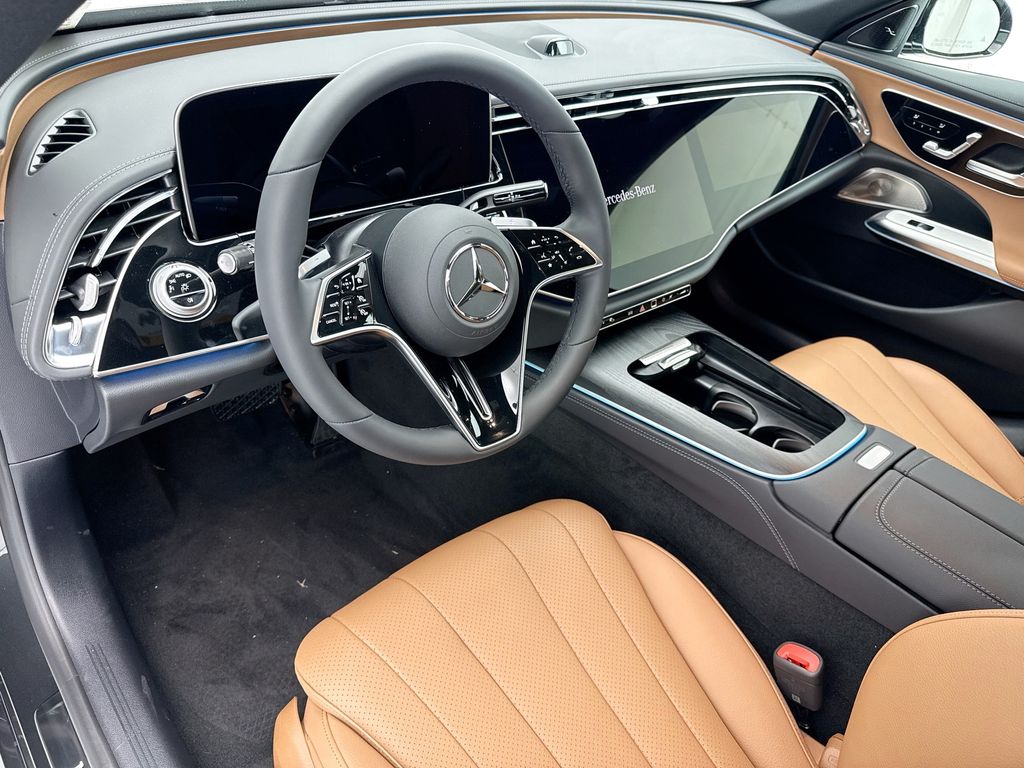 Thumbnail: 2026 Mercedes-Benz E-Class - 9