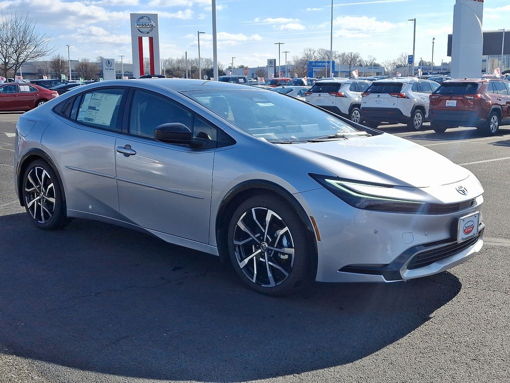 2024 Toyota Prius Prime XSE 2