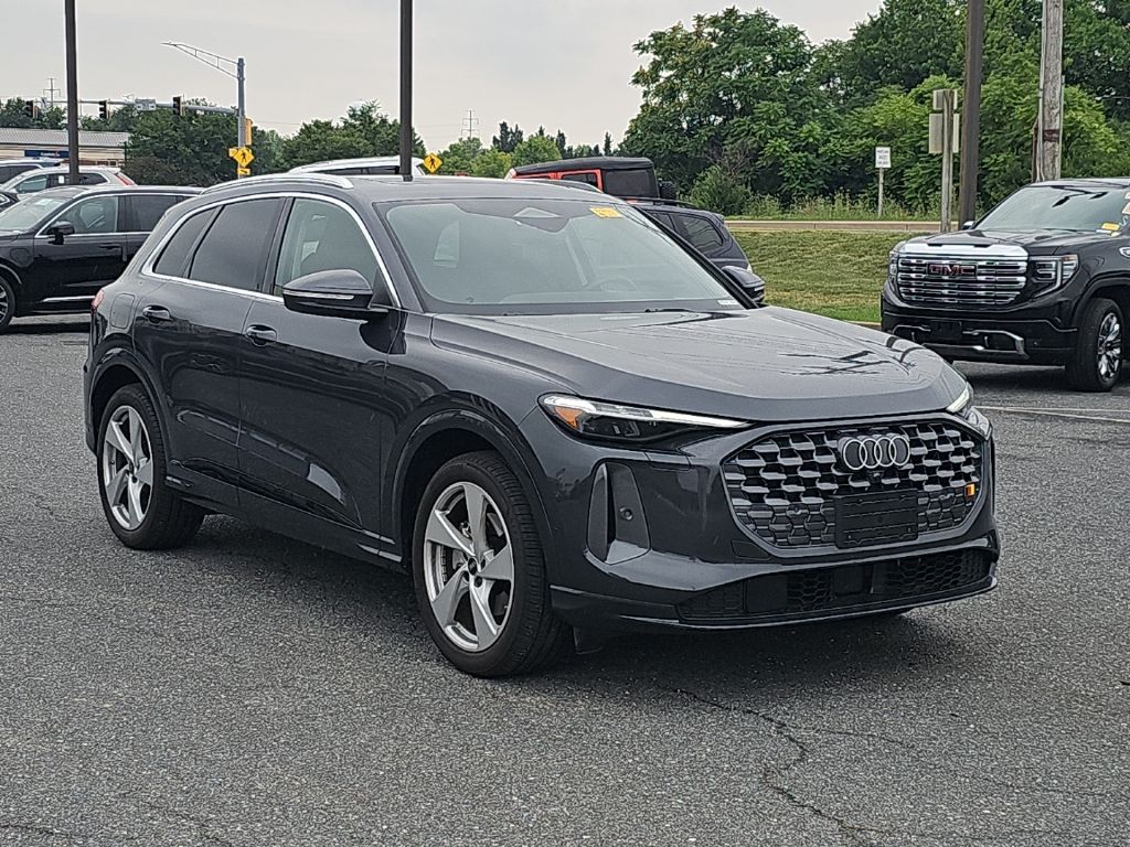 Tambora Gray Metallic 2025 Audi Q5 SUV / Crossover All-Wheel Drive 7-Speed Automatic