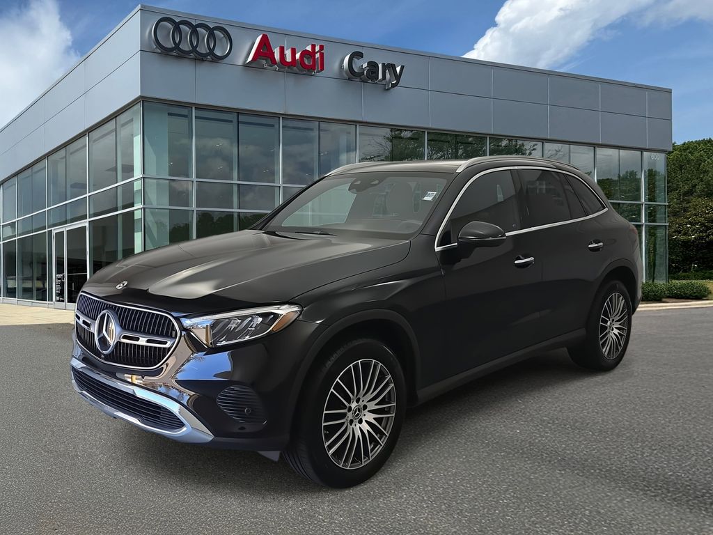 2025 Mercedes-Benz GLC 300 4MATIC