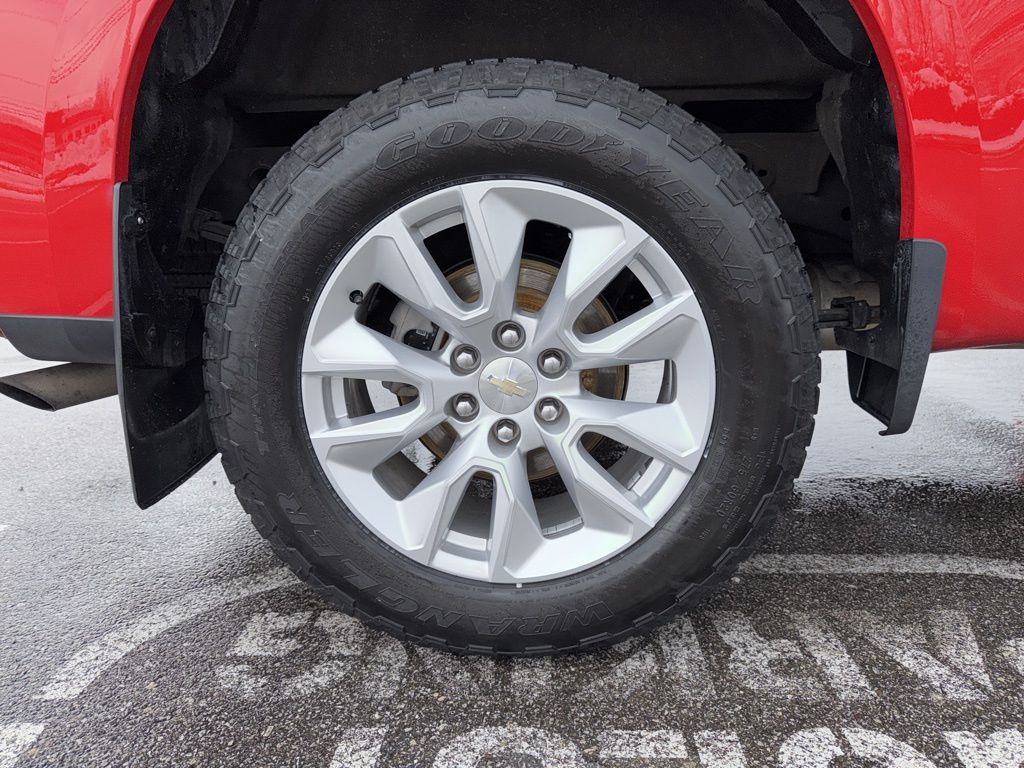 Thumbnail: 2020 Chevrolet Silverado 1500 - 21