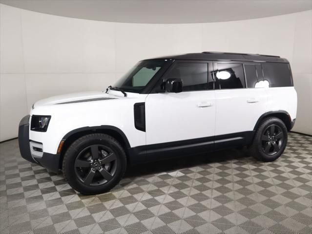 Thumbnail: 2025 Land Rover Defender - 8