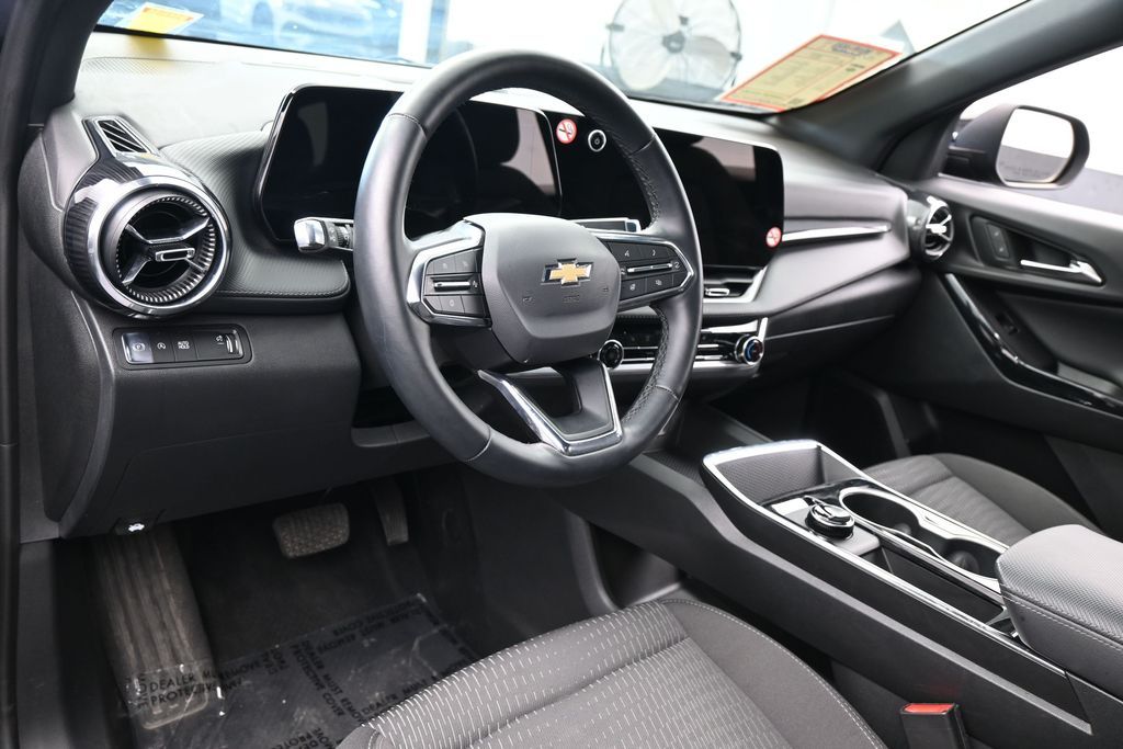 Used 2026 Mosaic Black Metallic Chevrolet LT image 12
