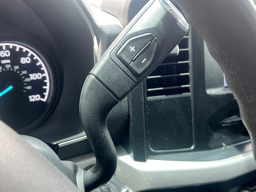 Used 2023 White Ford XL image 16
