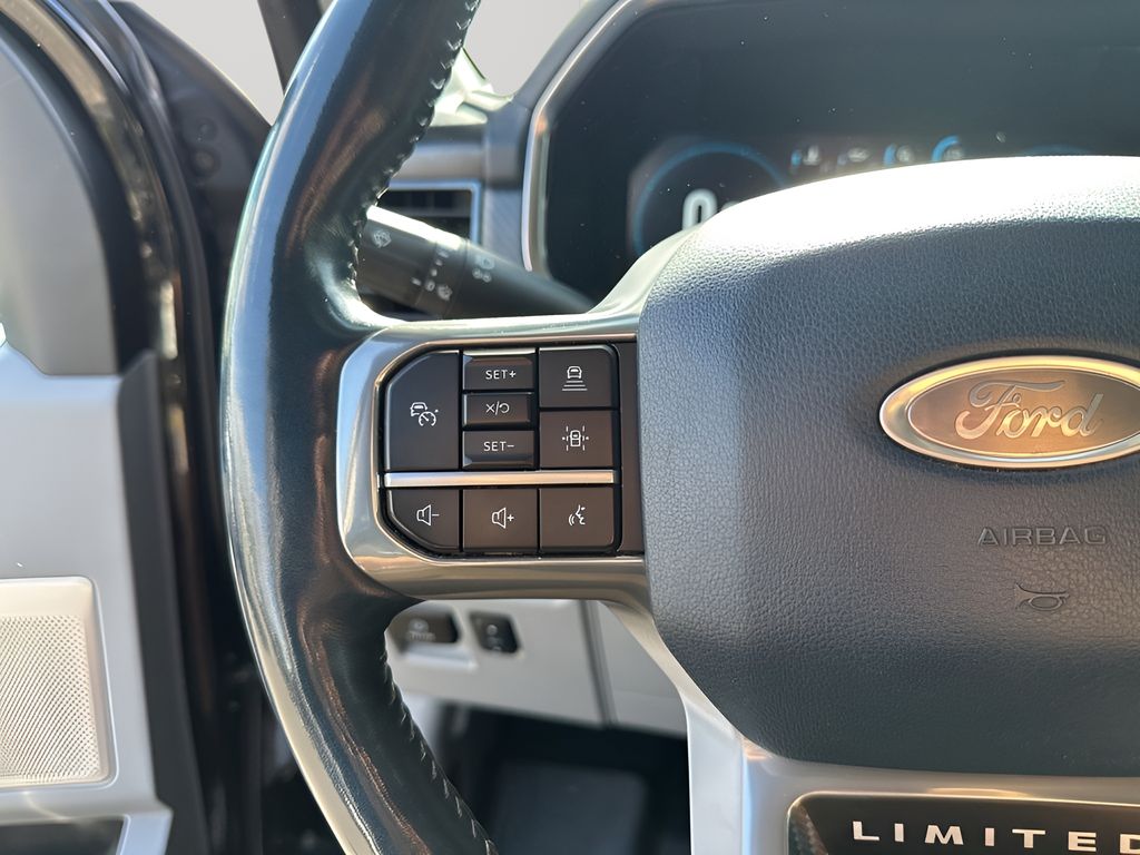 Used 2023 Black Ford Limited image 29