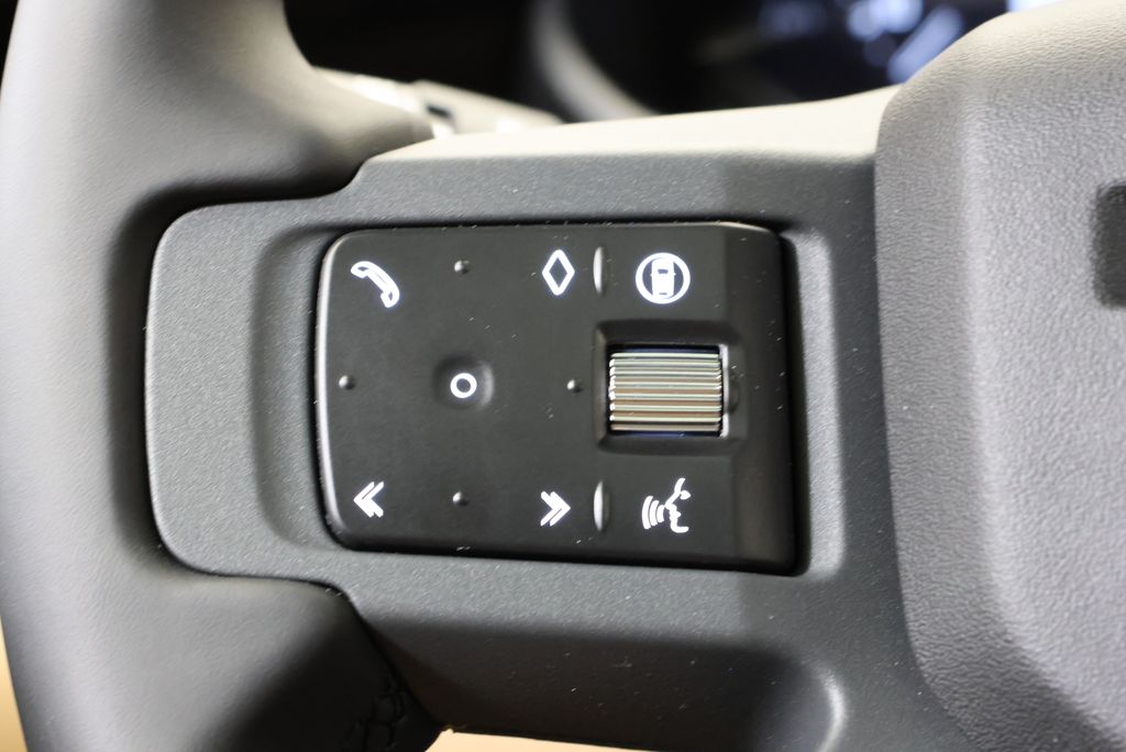 Thumbnail: 2026 Land Rover Defender - 17