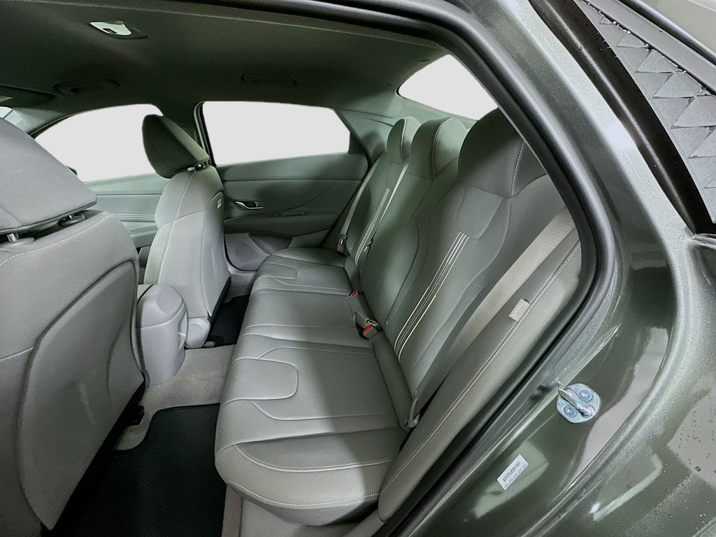 Thumbnail: 2026 Hyundai Elantra - 16