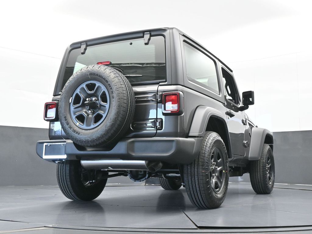 New 2026 Granite Crystal Metallic Clearcoat Jeep Sport image 46