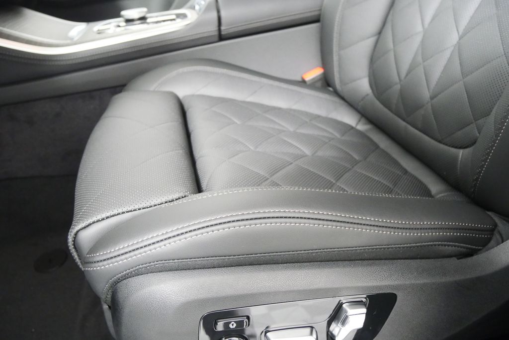Thumbnail: 2026 BMW X5 - 9