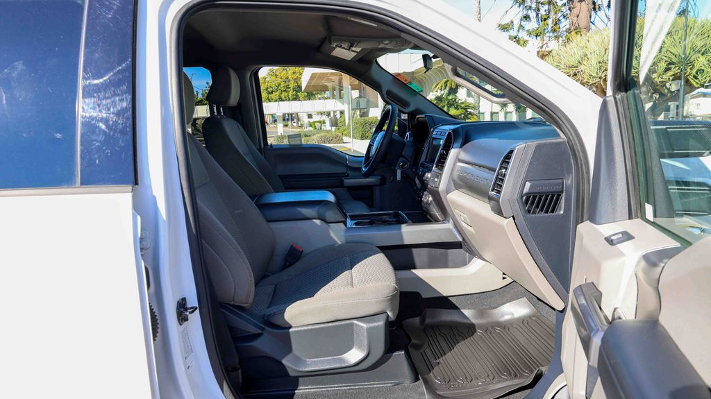 Used 2022 Ford Super Duty F-350 XLT 4D Crew Cab