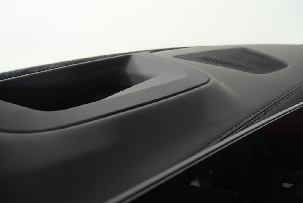 Thumbnail: 2027 BMW X7 - 20