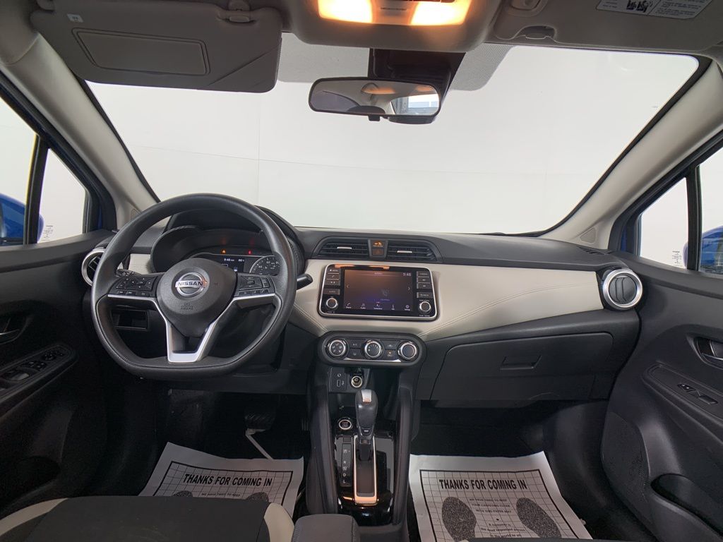 2020 Nissan Versa 1.6 SV 20