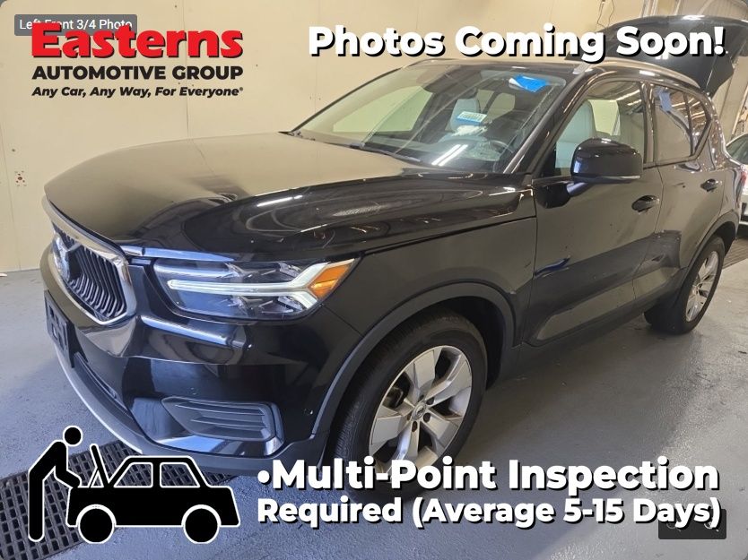 2019 Volvo XC40 T5 Momentum AWD's photo