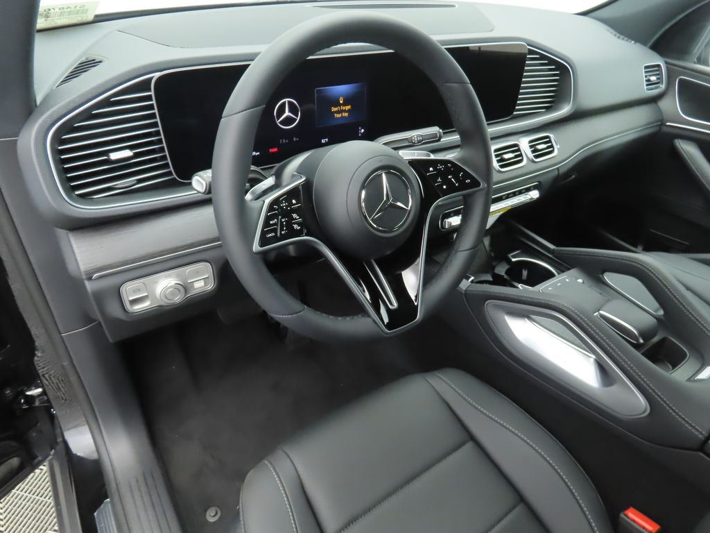 Thumbnail: 2026 Mercedes-Benz GLE - 9