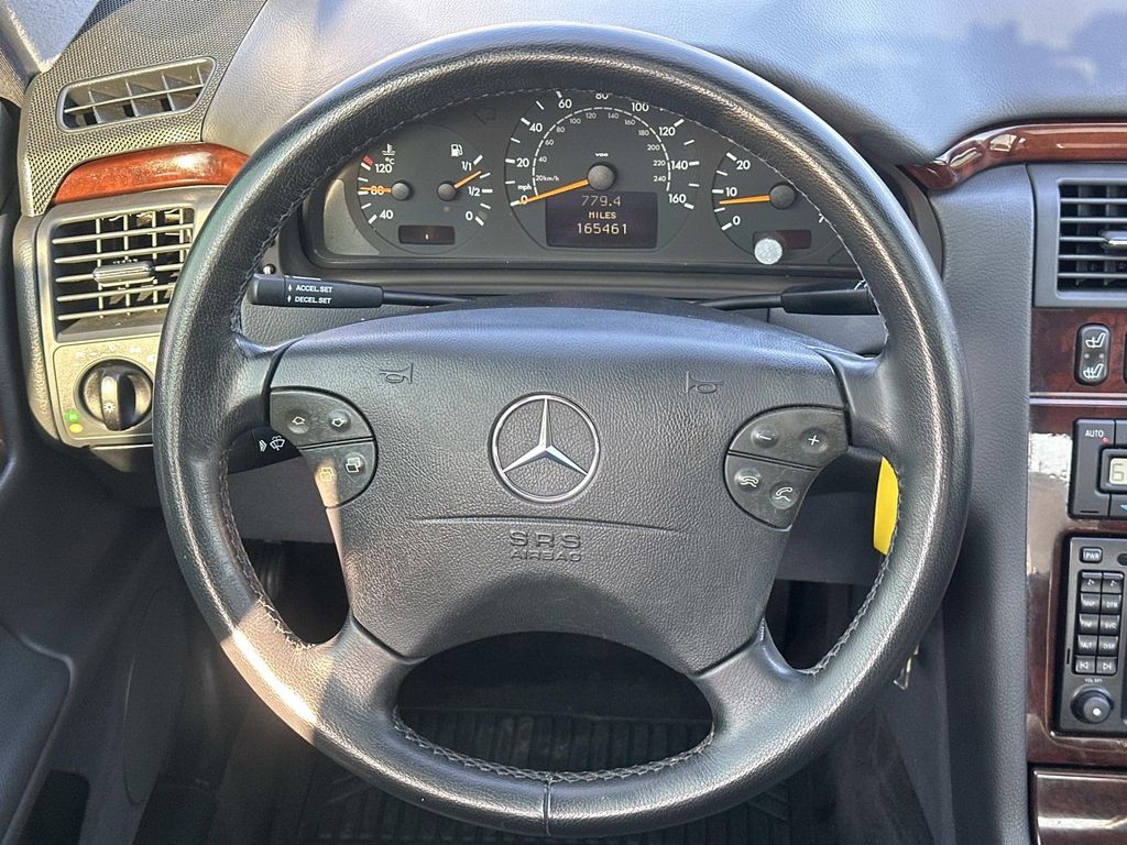 Thumbnail: 2001 Mercedes-Benz E-Class - 19