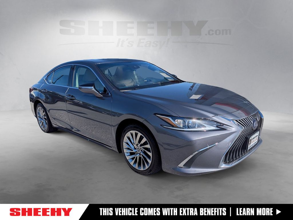 2021 Lexus ES 300h Luxury