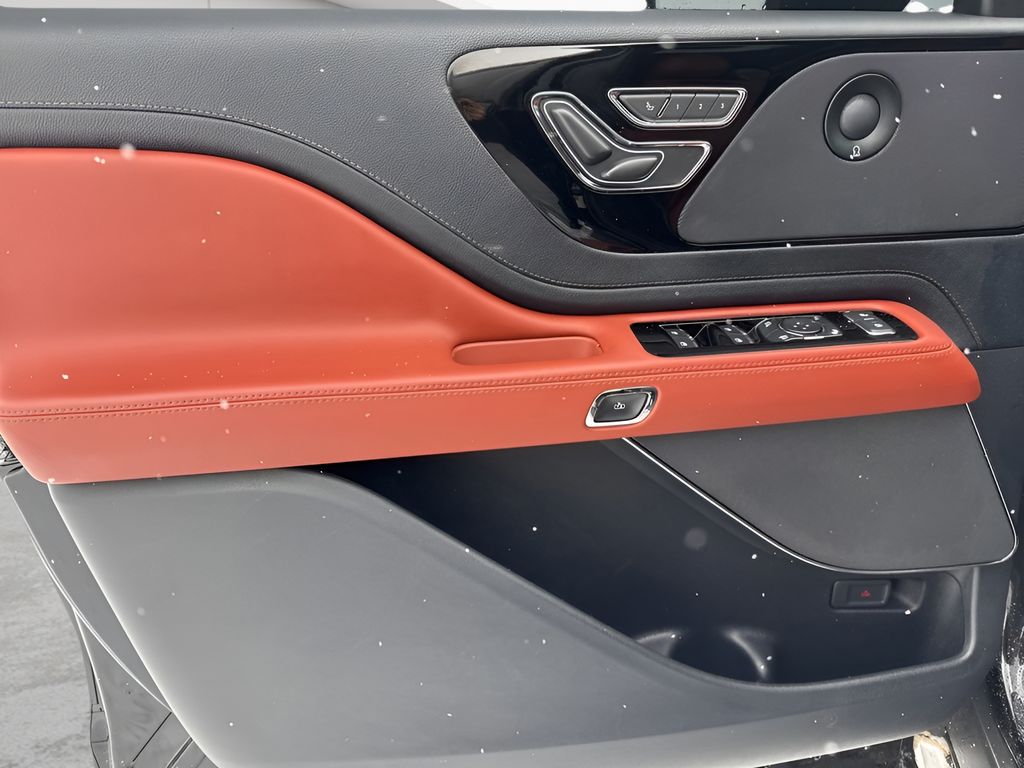 2025 Lincoln Aviator