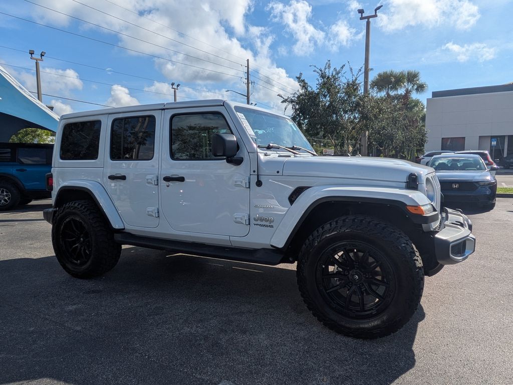 Bright White Clearcoat 2022 Jeep Wrangler SUV / Crossover Four-Wheel Drive 8-Speed Automatic