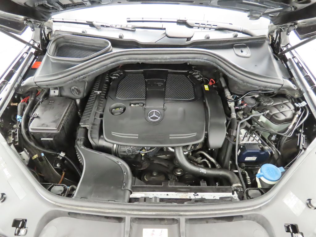 Thumbnail: 2013 Mercedes-Benz M-Class - 29