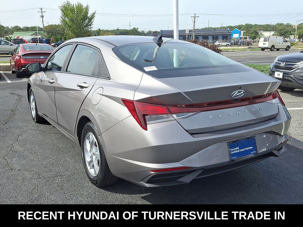 Thumbnail: 2023 Hyundai Elantra - 5