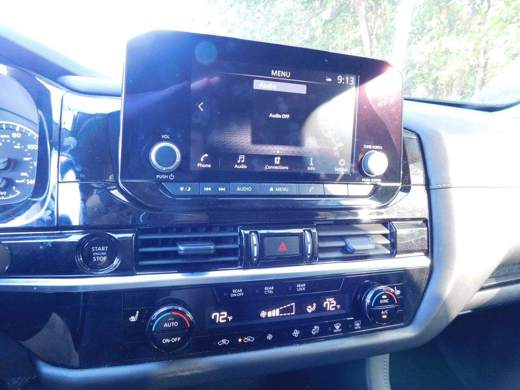 Thumbnail: 2025 Nissan Pathfinder - 9