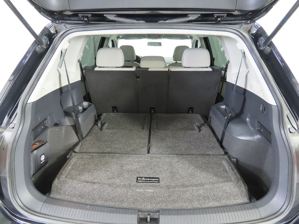 Thumbnail: 2021 Volkswagen Tiguan - 28