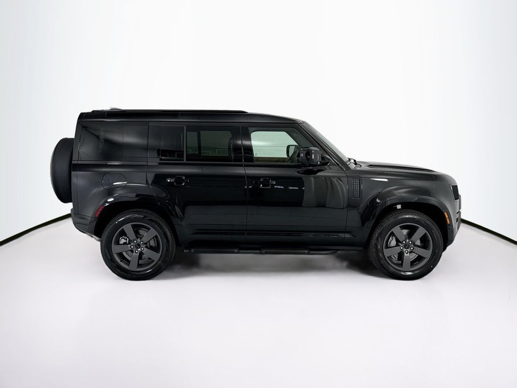 Thumbnail: 2026 Land Rover Defender - 4
