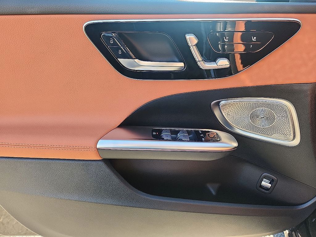 Thumbnail: 2026 Mercedes-Benz C-Class - 8
