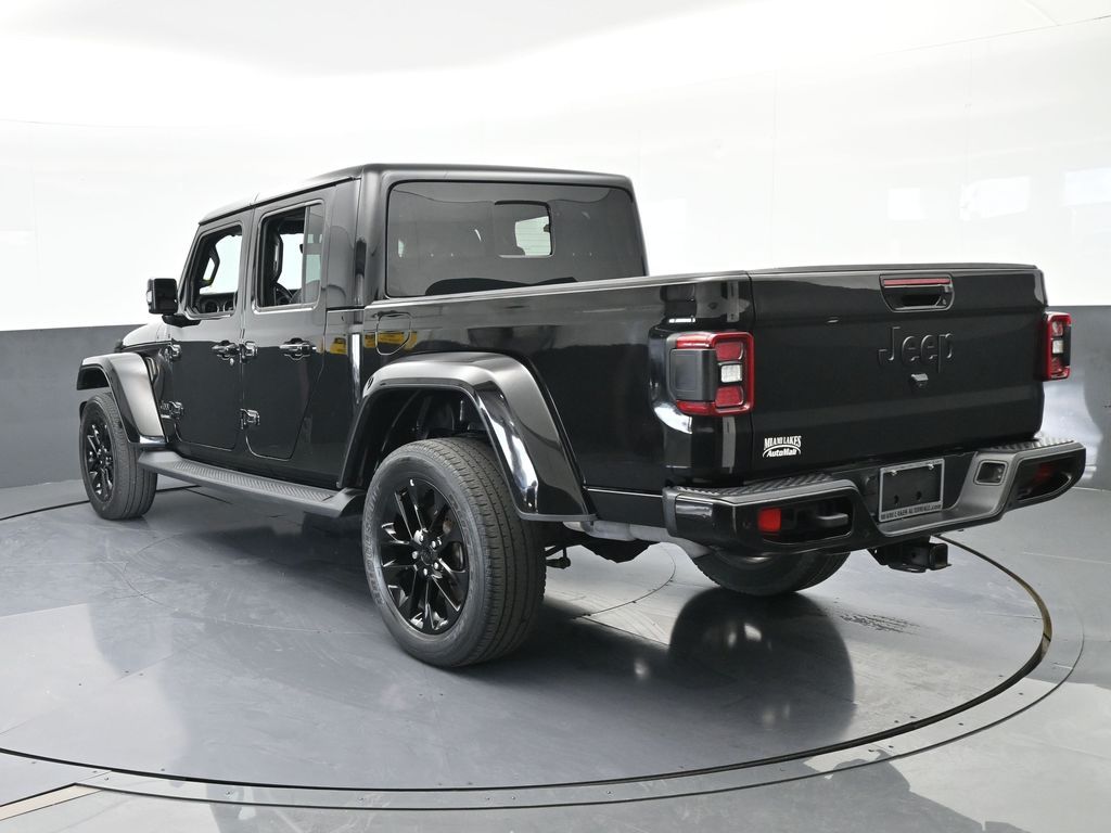 Used 2022 Black Clearcoat Jeep High Altitude image 4