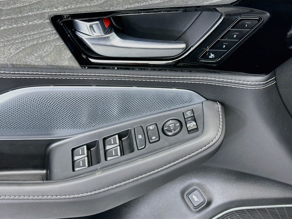 Thumbnail: 2026 Acura MDX - 22