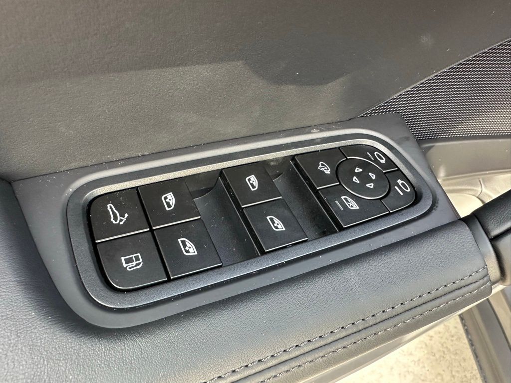 Thumbnail: 2026 Porsche  - 15