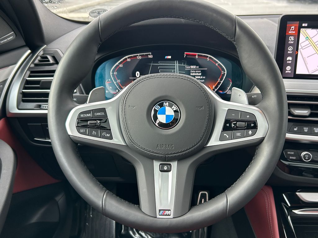 Thumbnail: 2025 BMW X4 - 18