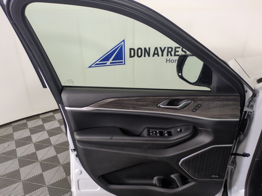 Used 2022 Jeep Grand Cherokee For Sale in Fort Wayne, IN