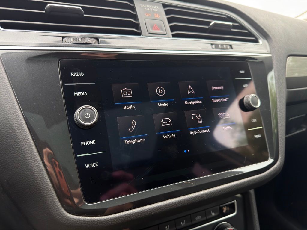 Thumbnail: 2019 Volkswagen Tiguan - 31