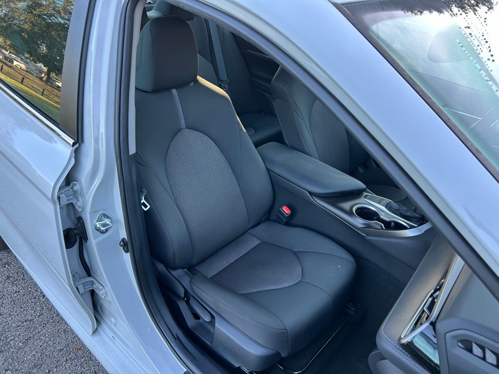 Thumbnail: 2024 Toyota Camry - 15