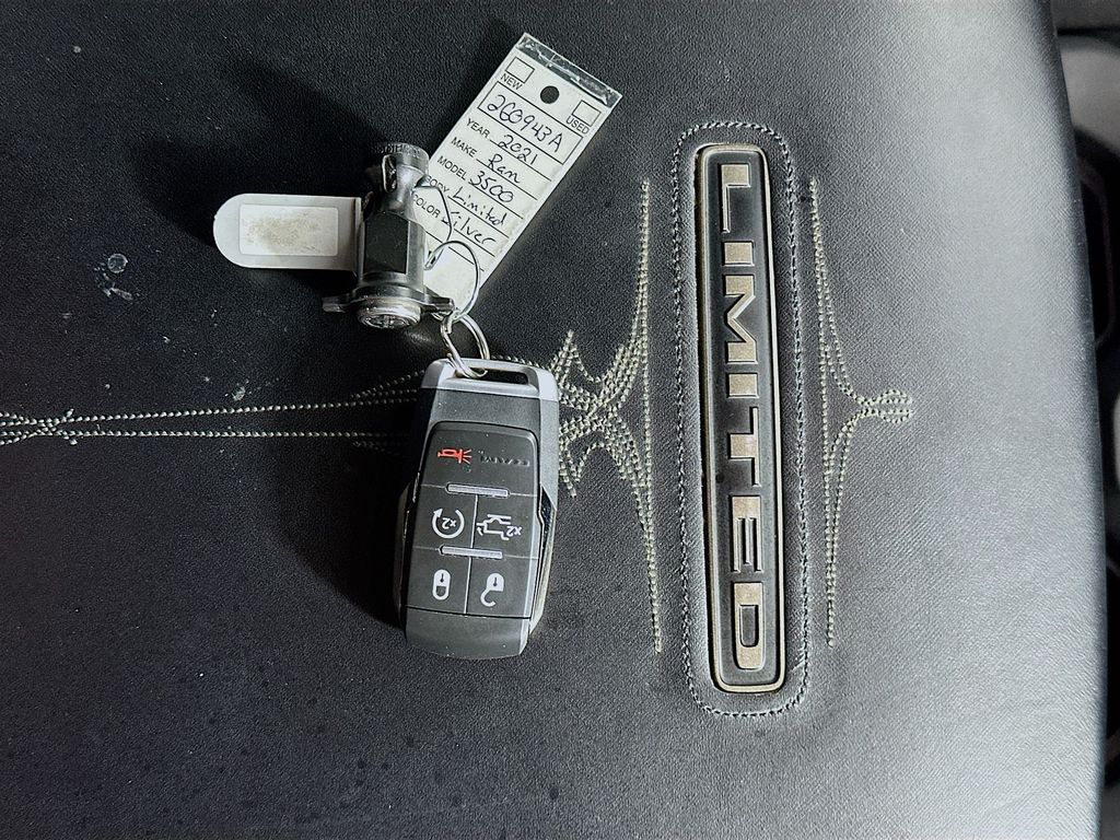 Used 2021 Silver Ram Limited image 36