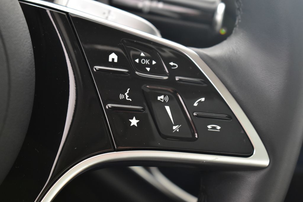 Thumbnail: 2026 Mercedes-Benz E-Class - 20