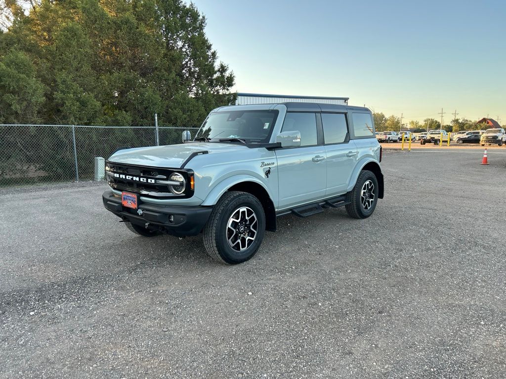 2024 Ford Bronco Outer Banks